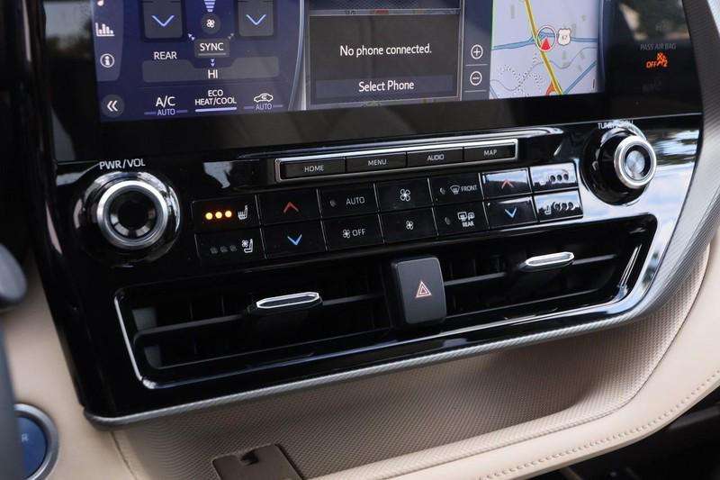 used 2021 Toyota Highlander Hybrid car, priced at $31,933