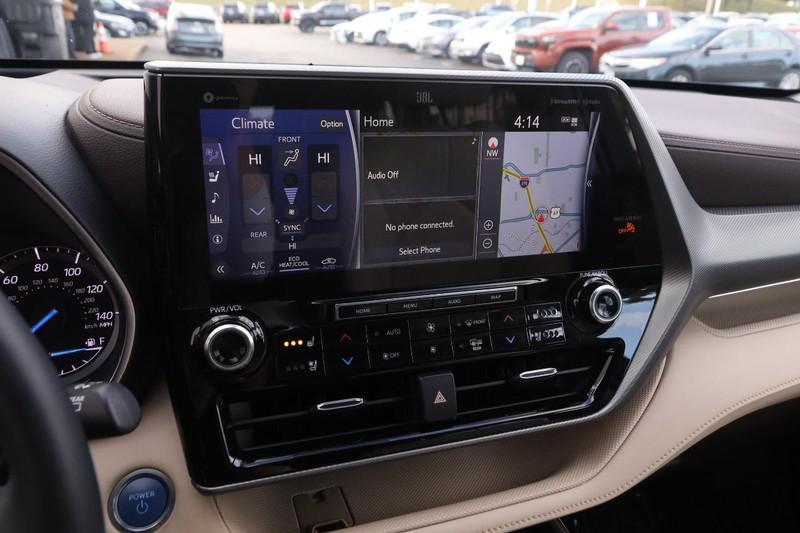used 2021 Toyota Highlander Hybrid car, priced at $31,933
