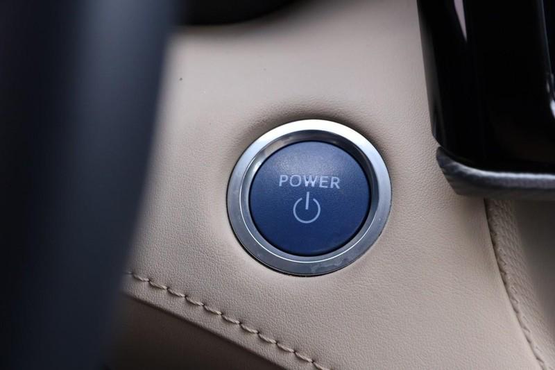 used 2021 Toyota Highlander Hybrid car, priced at $31,933