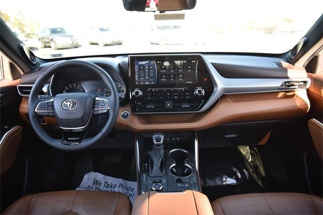 used 2021 Toyota Highlander car, priced at $41,755