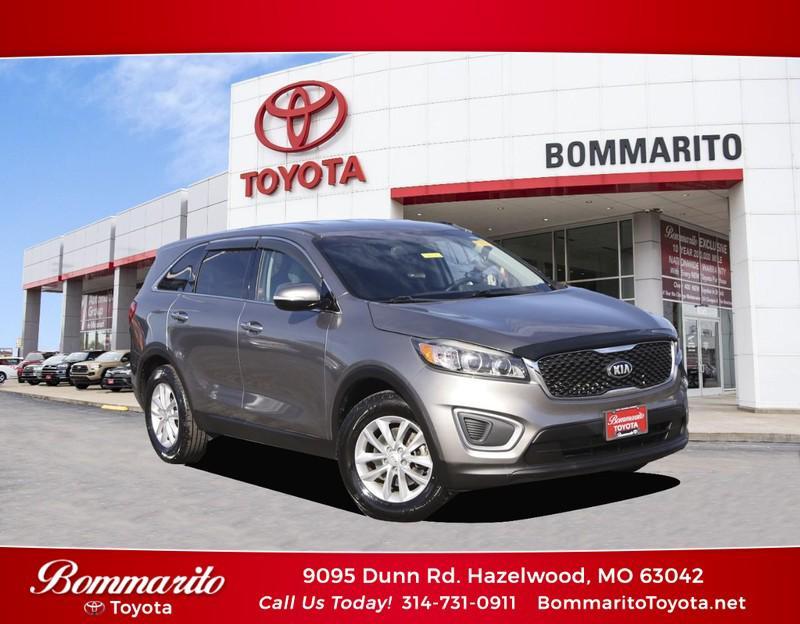 used 2017 Kia Sorento car, priced at $10,998