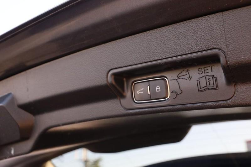 used 2021 Ford Explorer car, priced at $22,118