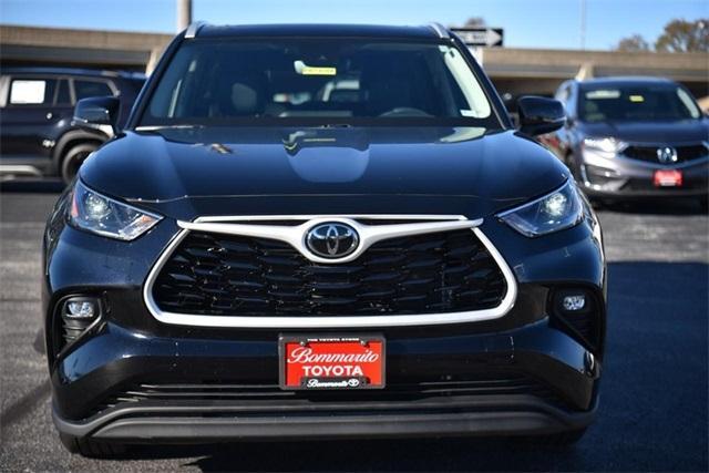 used 2024 Toyota Highlander car, priced at $46,866