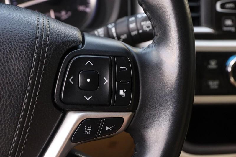 used 2019 Toyota Highlander Hybrid car, priced at $27,190