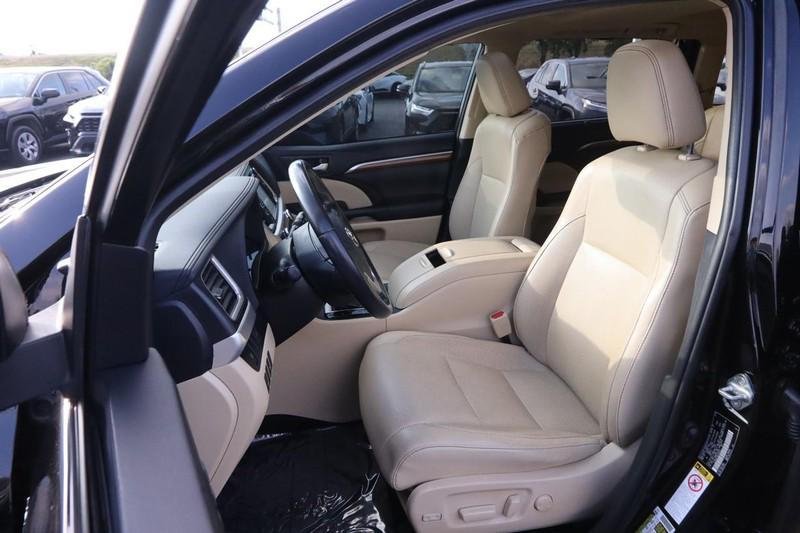 used 2019 Toyota Highlander Hybrid car, priced at $27,190