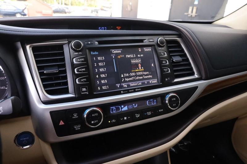 used 2019 Toyota Highlander Hybrid car, priced at $27,190