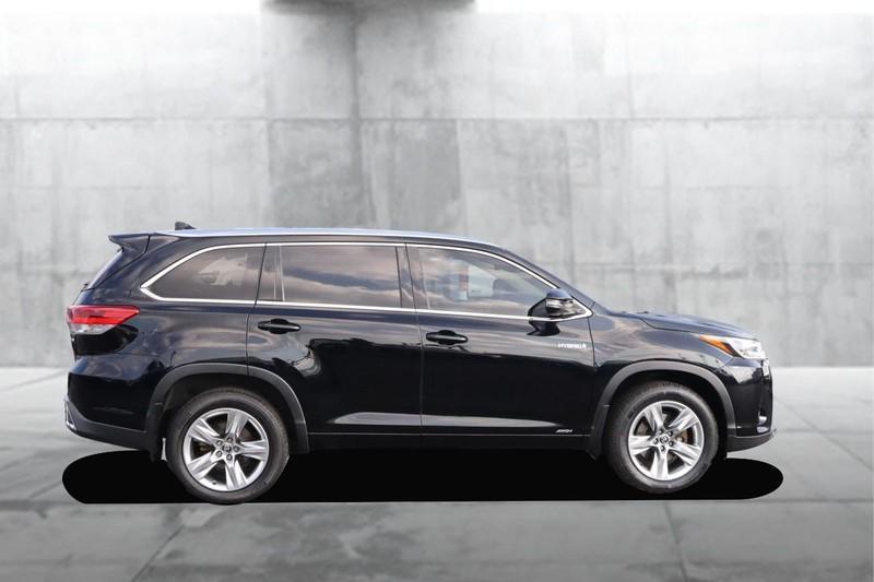 used 2019 Toyota Highlander Hybrid car, priced at $27,190