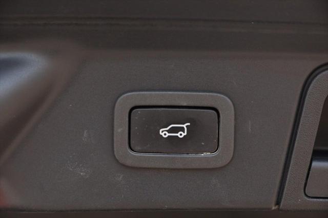used 2021 Land Rover Range Rover Velar car, priced at $33,955