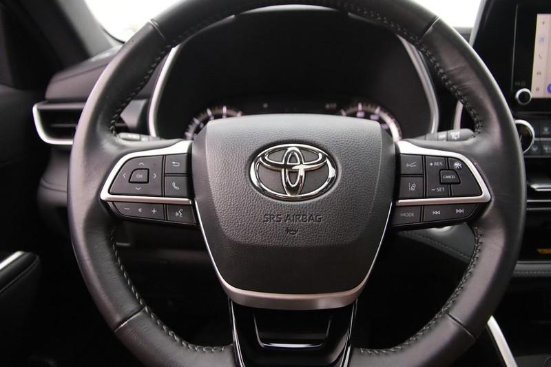 used 2024 Toyota Highlander car, priced at $46,955