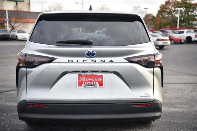 used 2024 Toyota Sienna car, priced at $46,555