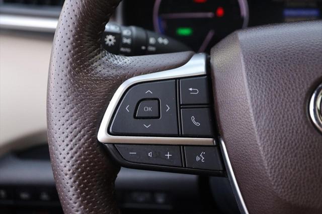 used 2023 Toyota Sienna car, priced at $43,955