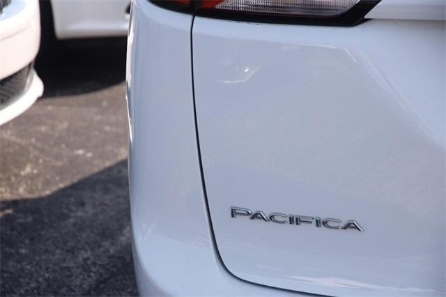 used 2020 Chrysler Pacifica car, priced at $17,995