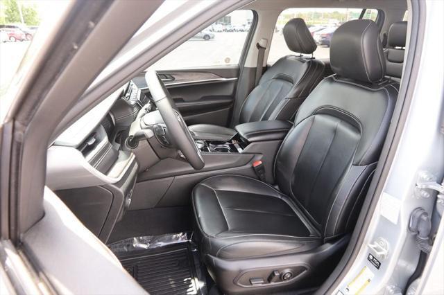 used 2023 Jeep Grand Cherokee L car, priced at $28,555