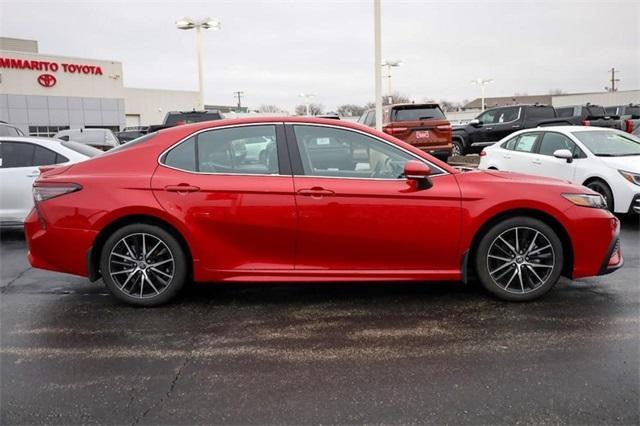 new 2024 Toyota Camry car, priced at $31,911