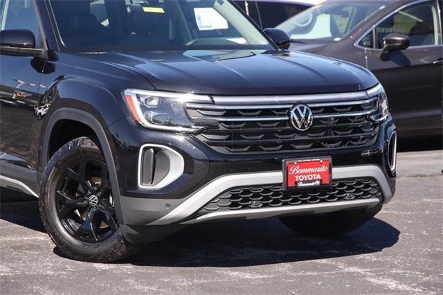 used 2024 Volkswagen Atlas car, priced at $44,867