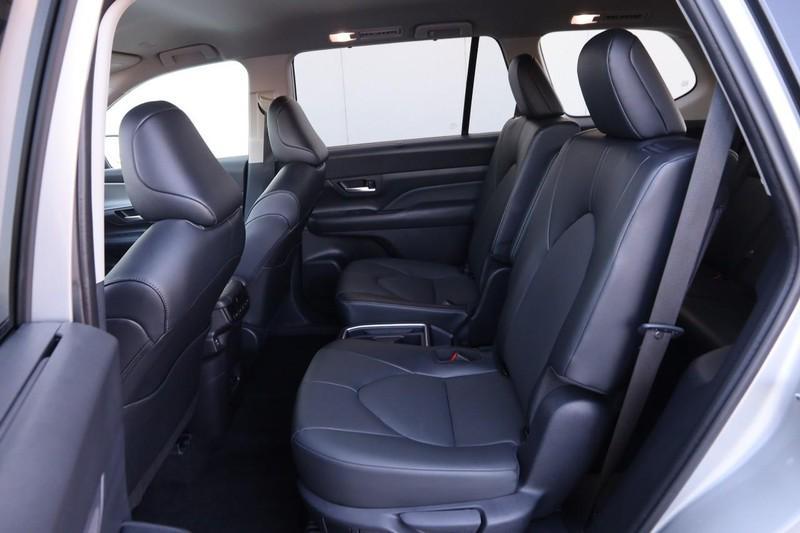 used 2025 Toyota Grand Highlander car, priced at $47,973