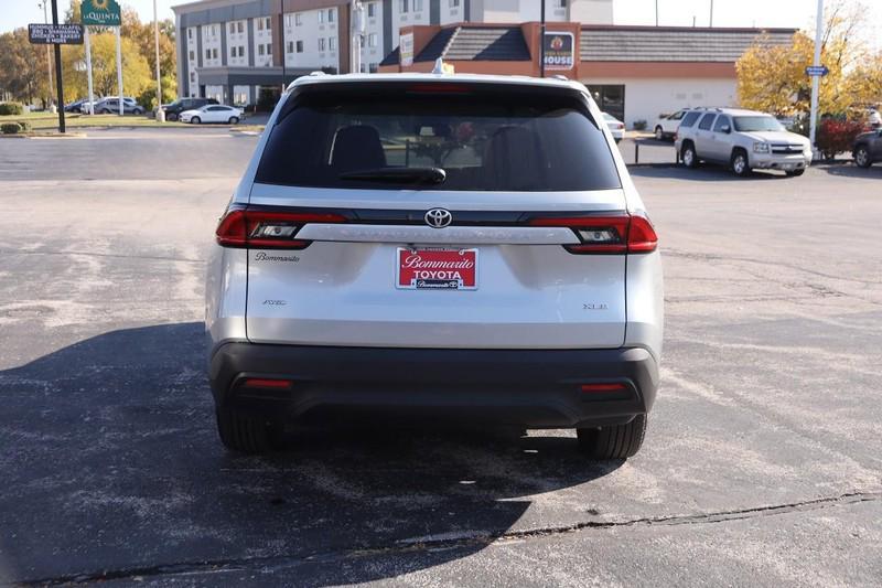 used 2025 Toyota Grand Highlander car, priced at $47,973