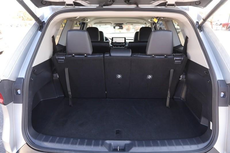 used 2025 Toyota Grand Highlander car, priced at $47,973