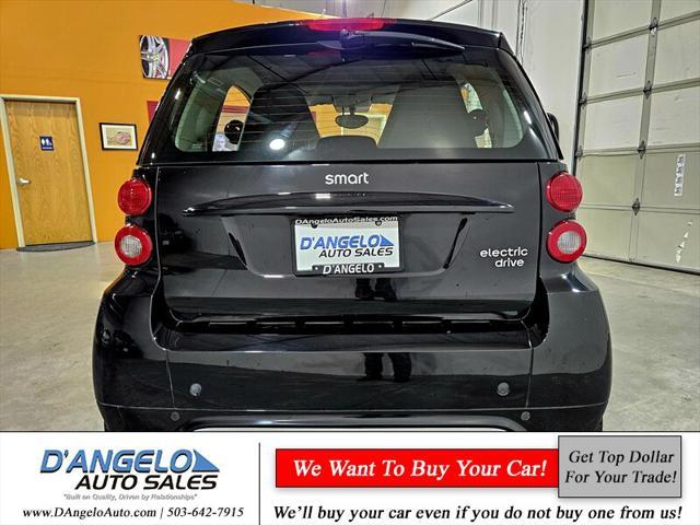 used 2014 smart ForTwo Electric Drive car, priced at $8,900