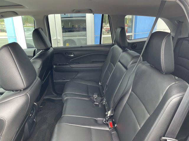 used 2022 Honda Pilot car, priced at $36,975