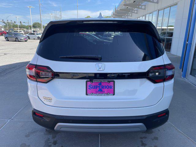 new 2025 Honda Pilot car, priced at $47,550