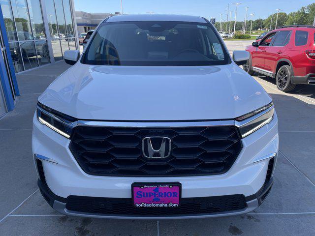 new 2025 Honda Pilot car, priced at $47,550