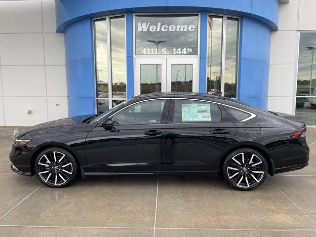 new 2025 Honda Accord Hybrid car, priced at $40,495