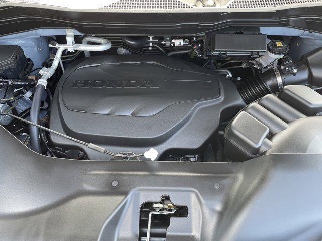 used 2025 Honda Ridgeline car, priced at $40,500