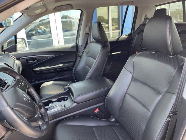 used 2025 Honda Ridgeline car, priced at $40,500
