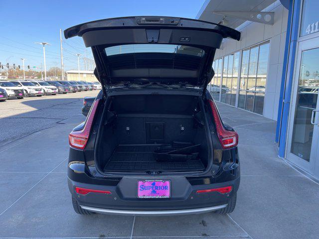 used 2021 Volvo XC40 car, priced at $19,875