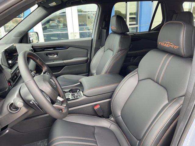 new 2025 Honda Pilot car, priced at $51,610