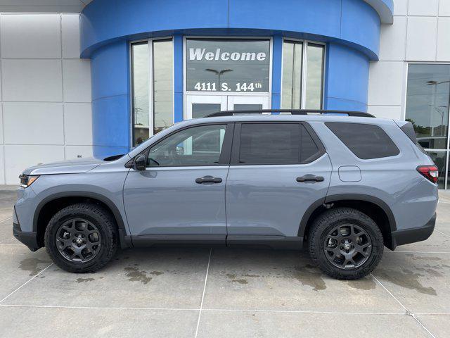 new 2025 Honda Pilot car, priced at $51,610