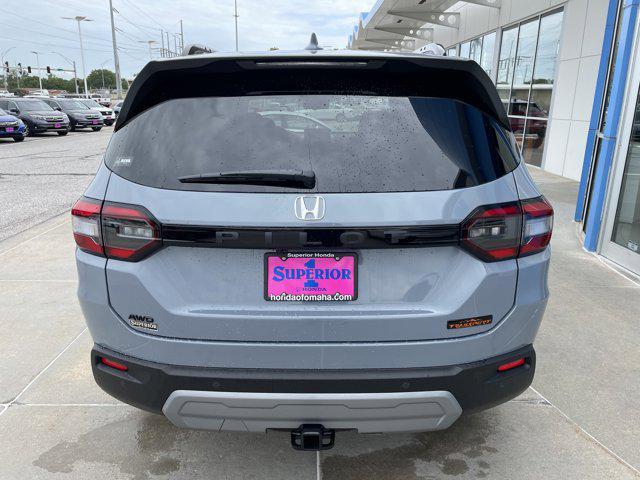 new 2025 Honda Pilot car, priced at $51,610