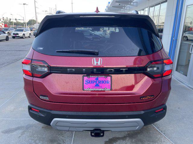 new 2025 Honda Pilot car, priced at $51,350