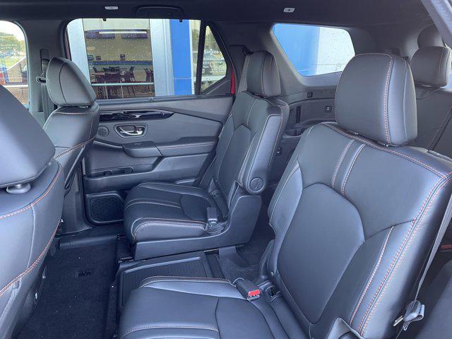 new 2025 Honda Pilot car, priced at $51,350