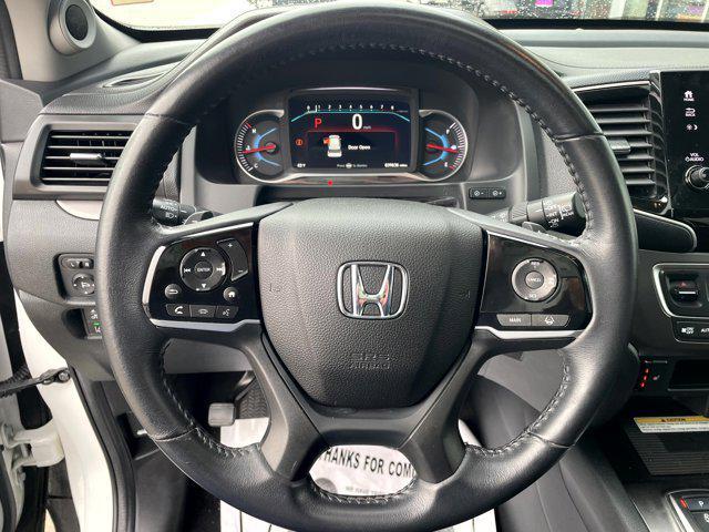 used 2022 Honda Pilot car, priced at $34,875