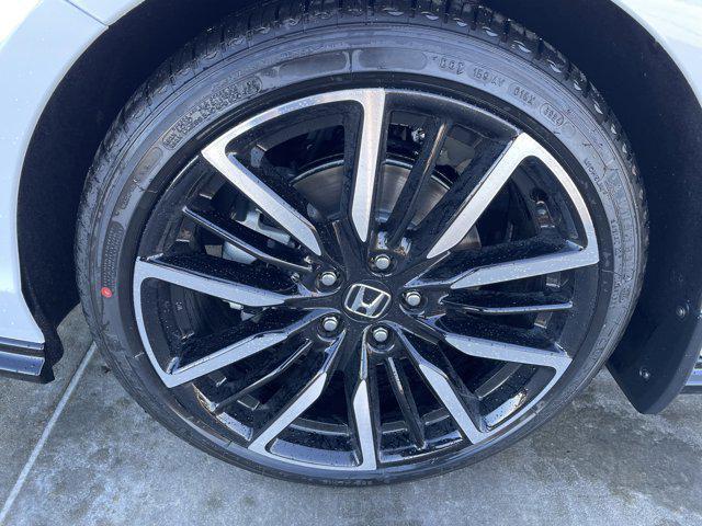 new 2025 Honda Accord Hybrid car, priced at $40,950