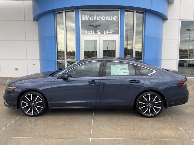 new 2025 Honda Accord Hybrid car, priced at $40,450