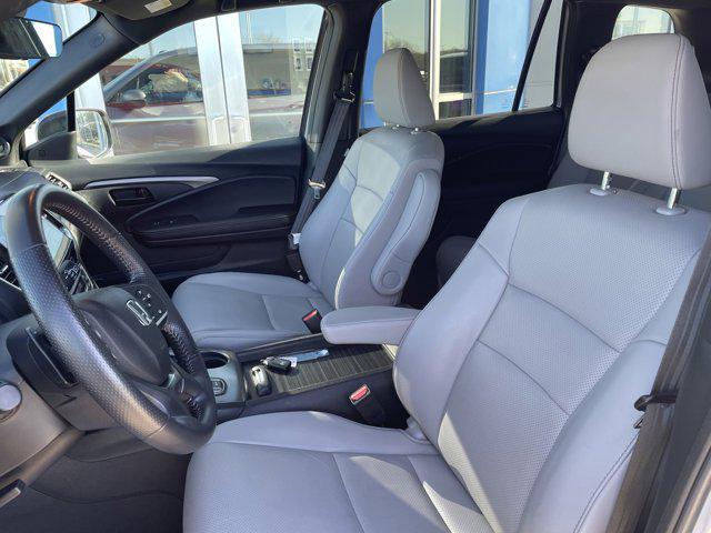 used 2022 Honda Passport car, priced at $31,975