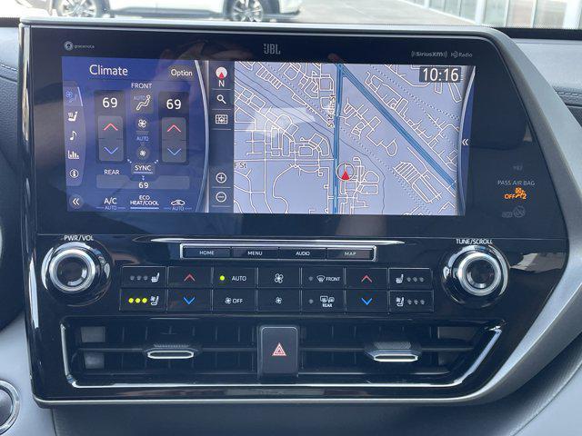 used 2022 Toyota Highlander car, priced at $43,975