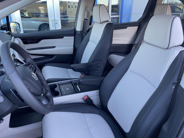 new 2025 Honda Odyssey car, priced at $52,630