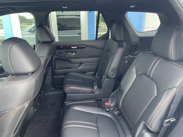 new 2025 Honda Pilot car, priced at $51,305