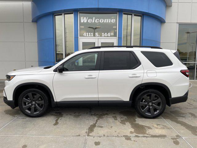 new 2025 Honda Pilot car, priced at $44,250
