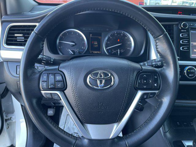 used 2019 Toyota Highlander car, priced at $24,395