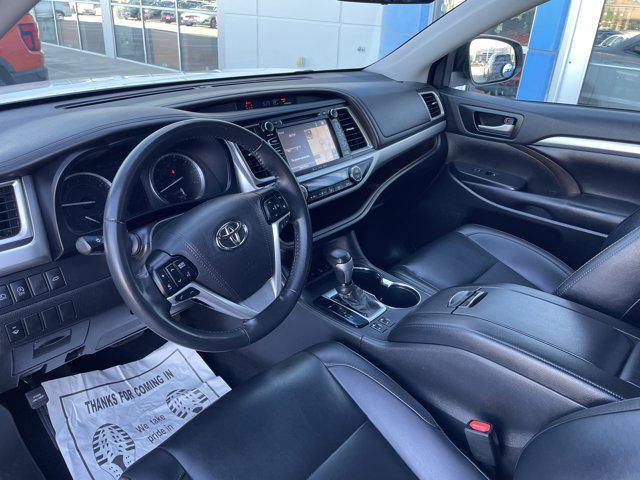 used 2019 Toyota Highlander car, priced at $24,395