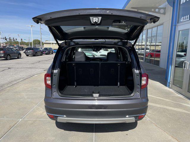 used 2021 Honda Pilot car, priced at $31,950