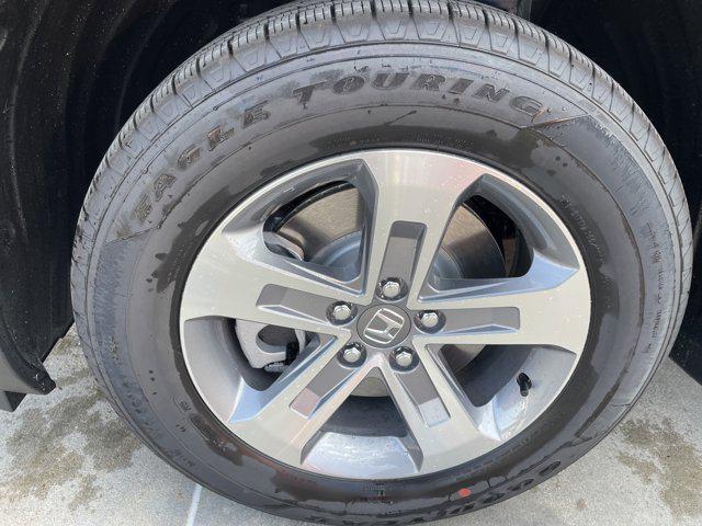 new 2025 Honda Pilot car, priced at $47,095