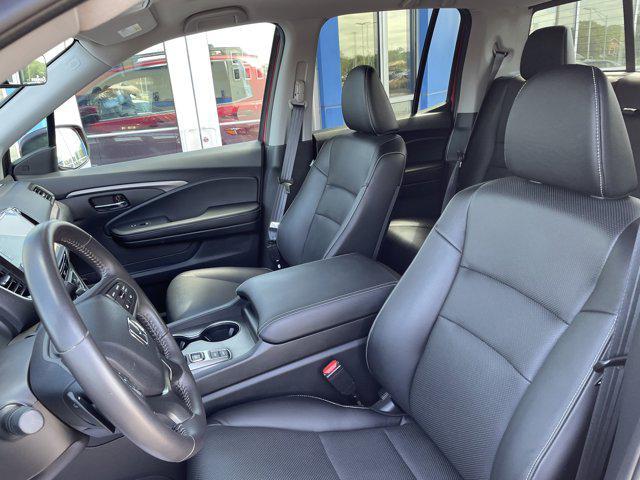 used 2025 Honda Ridgeline car, priced at $40,500