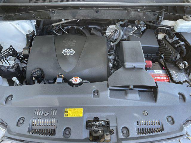 used 2019 Toyota Highlander car, priced at $32,875
