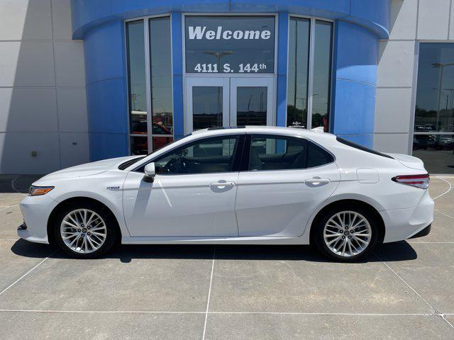 used 2018 Toyota Camry Hybrid car, priced at $25,955